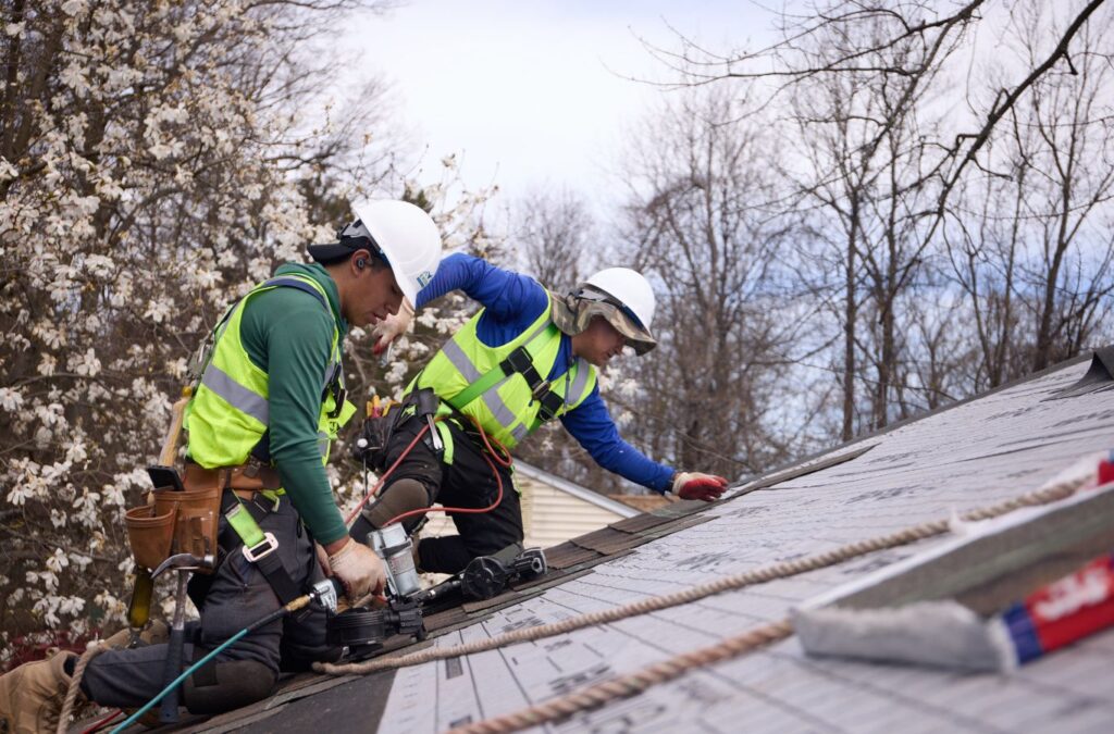 Emerald Roofing and Siding specialist performing high-quality shingle roofing in New City, NY, showcasing trusted workmanship, expertise, and local reliability. Shingle Roofer Near Me.
